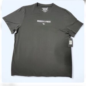 Paper Planes Men's Black 'Greatness Is A Process' Short Sleeve Tee